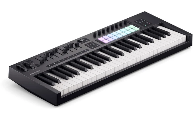 Novation LaunchKey 49 MK4