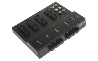 Caja de conmutación Scart - 3 x Scart hembra a Scart hembra + 6x RCA Hembra