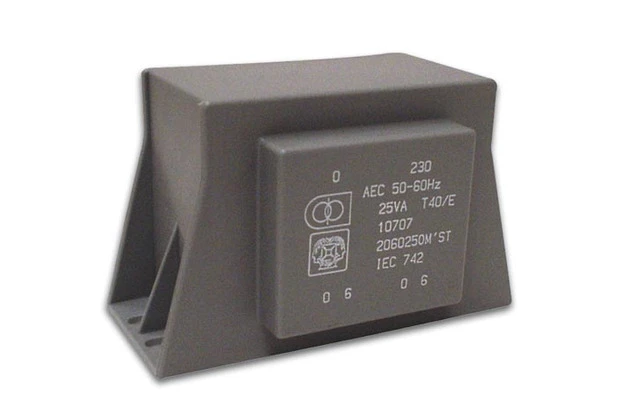 TRANSFORMADOR CON CHAPA 12VA 2 x 15V / 2 x 0.400A