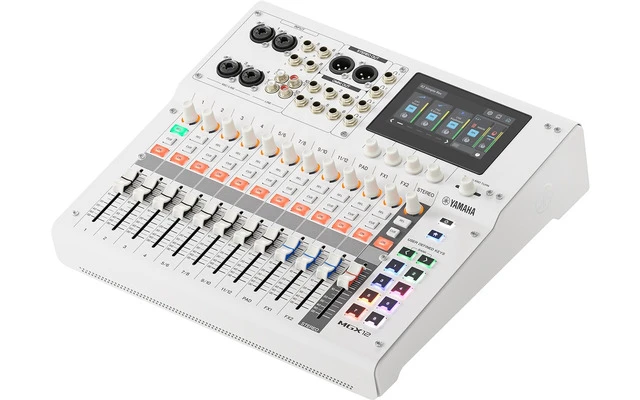 Imagenes de Yamaha MGX12 WH