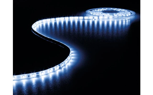 KIT CON CINTA CON LEDs Y ALIMENTACIÓN - COLOR AZUL - 300 LEDs -