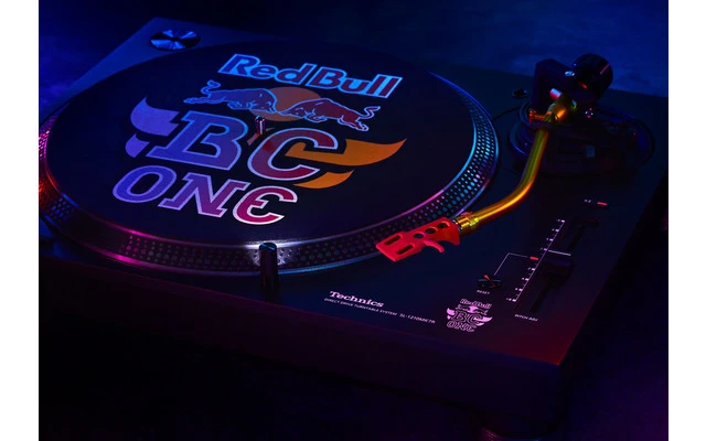 Technics SL-1210 Mk7R Red Bull BC One