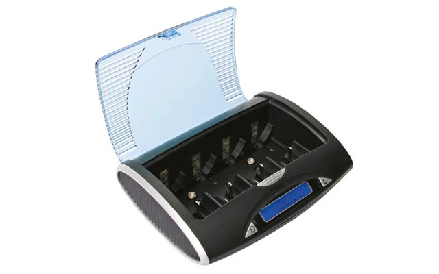 CARGADOR/DESCARGADOR RÁPIDO UNIVERSAL PARA BATERÍAS NIMH CON PAN