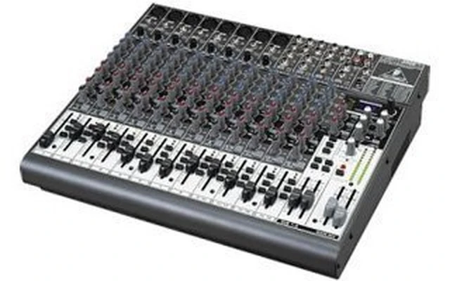 Behringer Xenyx 2222FX