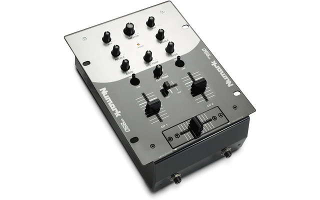 Numark DM 950