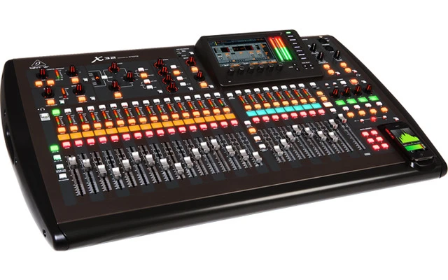 Behringer X32