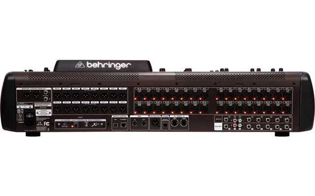 Behringer X32