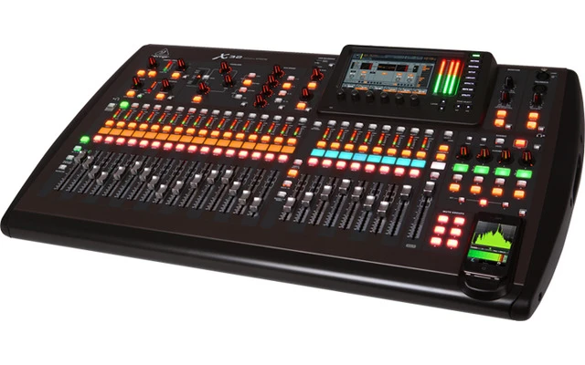 Behringer X32