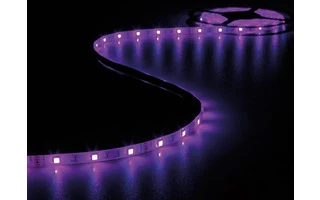Juego con cinta de LEDs flexible, controlador y adaptador de red - RGB - 150 LEDs - 5 m - 12 vDC