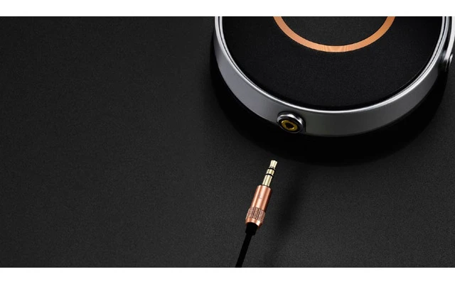 Pioneer SE Monitor 5