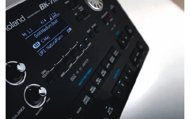 Roland BK-7M