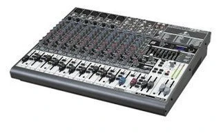 Behringer Xenyx 1832FX