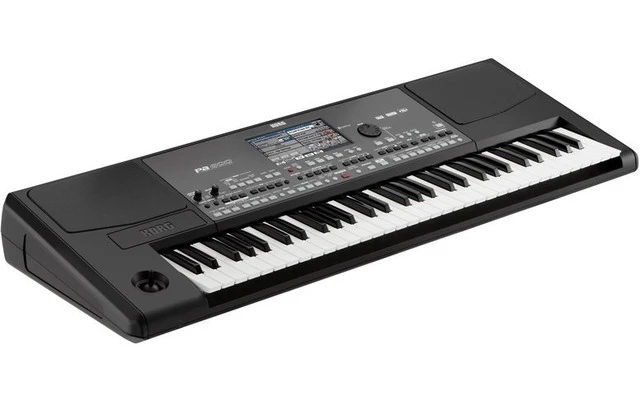 Korg Pa600