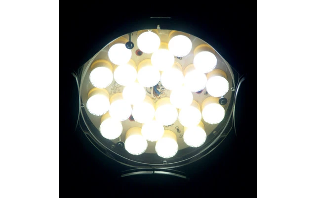 Elation OPTI LED White 24 x 1W