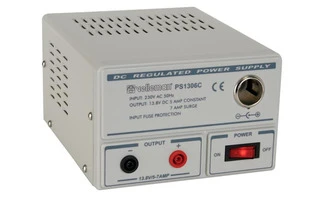 ALIMENTACIÓN FIJA 13.8V / 6A CON SALIDA DE CONECTOR MECHERO