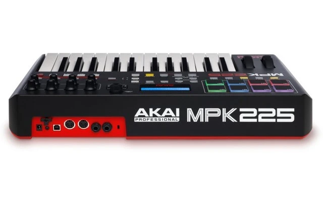 Akai MPK 225