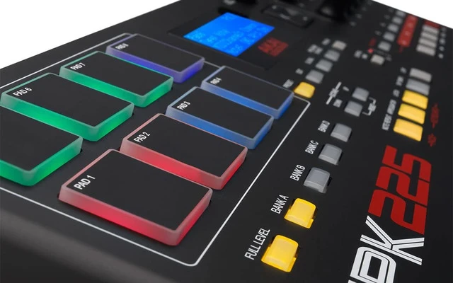 Akai MPK 225