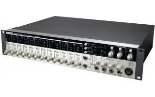Foto de Mackie Onyx 1200F