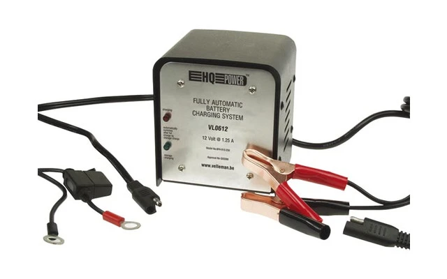 CARGADOR COMPLETAMENTE AUTOMÁTICO PARA BATERÍAS DE PLOMO-ÁCID