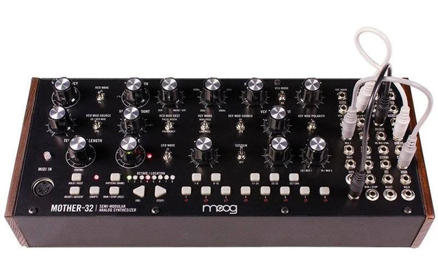 Moog Mother 32