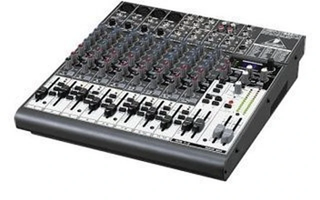 Behringer Xenyx 1622FX