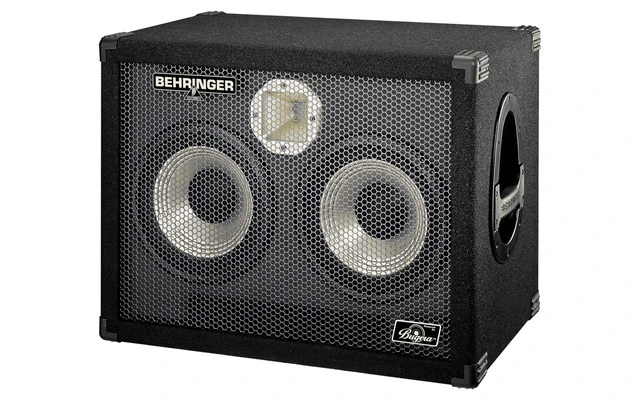 BEHRINGER ULTRABASS BA210