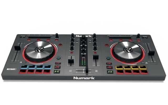 Numark MixTrack III
