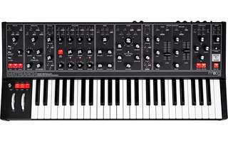 Moog Matriarch Dark