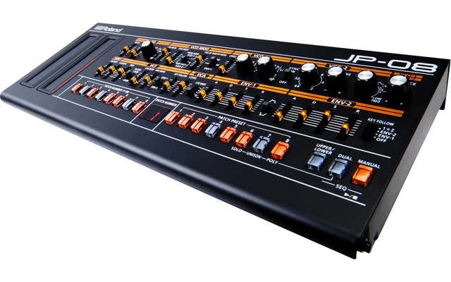 Roland Boutique JP-08