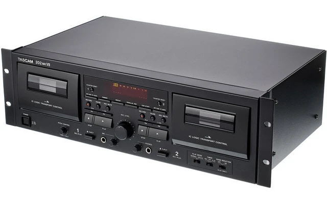 TASCAM 202 MK7