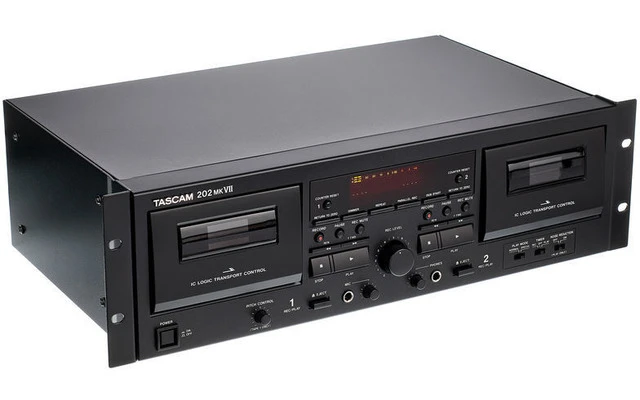 TASCAM 202 MK7