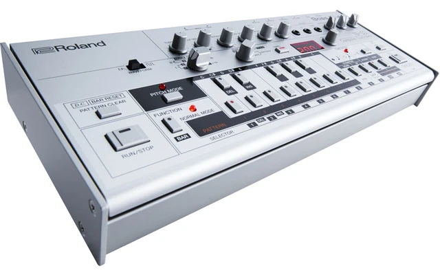 Roland TB-03