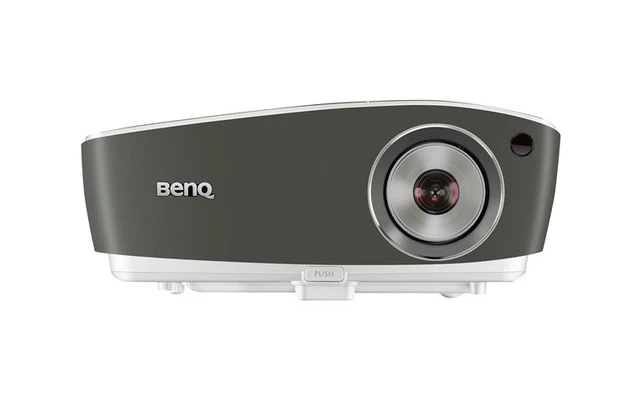 BenQ TH670