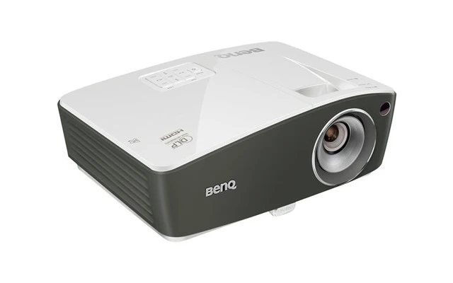 BenQ TH670