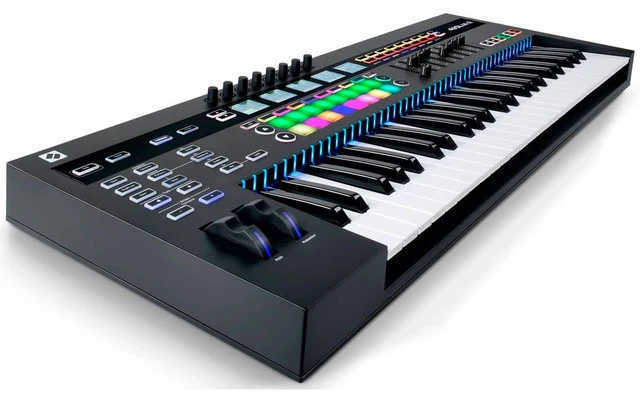 Novation 49SL MK3