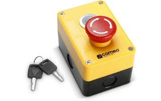 Cameo EKS XLR