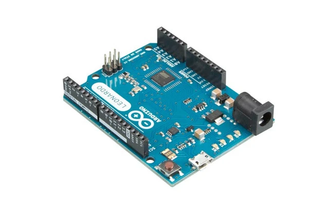 ARDUINO® LEONARDO (CON CONECTORES)