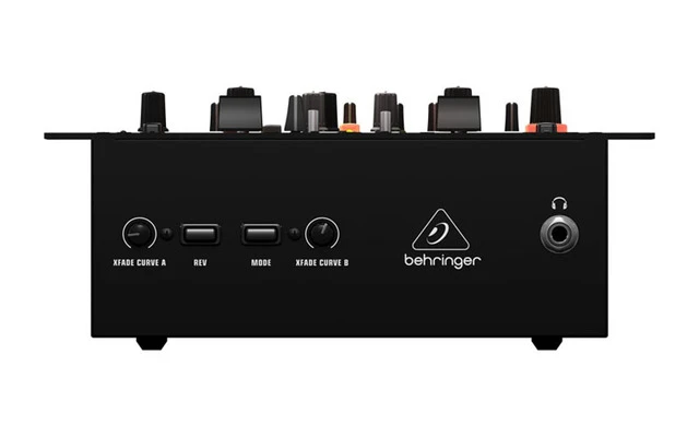 Behringer NoX 404