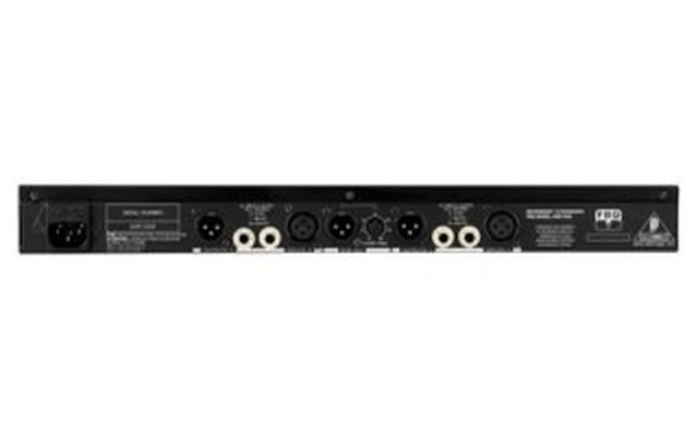 Behringer Ultragraph PRO FBQ1502