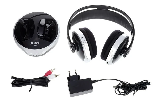 AKG K-915