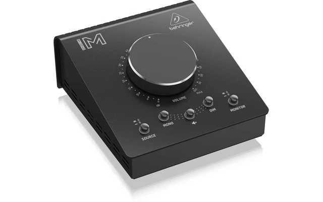 Behringer Studio M