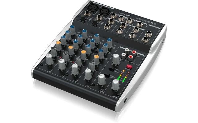 Behringer Xenyx 802S