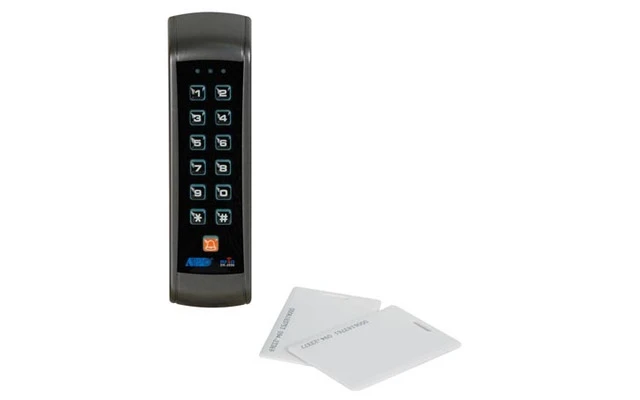 TECLADO DIGITAL CON LECTOR DE TARJETAS - DOBLE RELÉ - RESISTENTE A LA INTEMPERIE