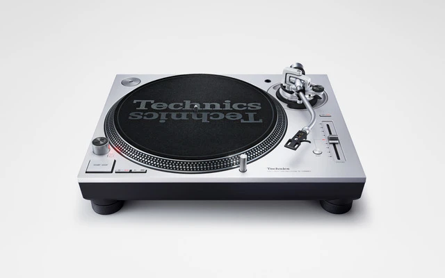 Technics SL-1200 Mk7