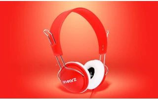 On-Earz Lounge Red White