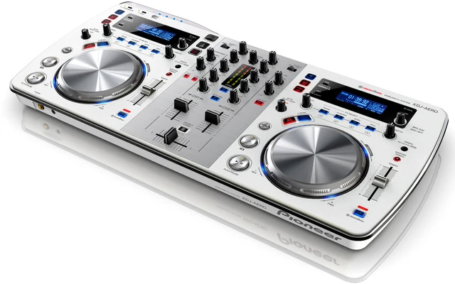 Pioneer XDJ Aero Pearl White