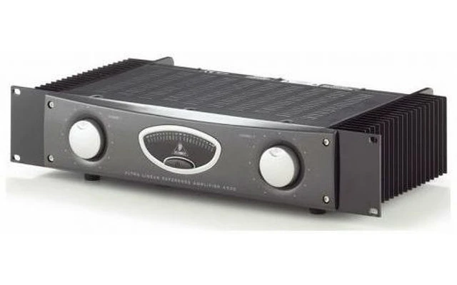 Behringer A500