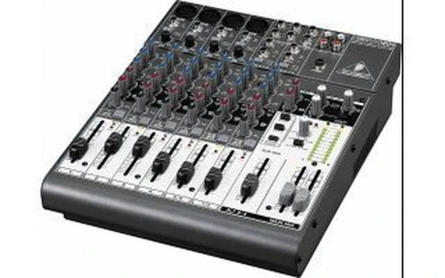 Behringer XENYX-1204
