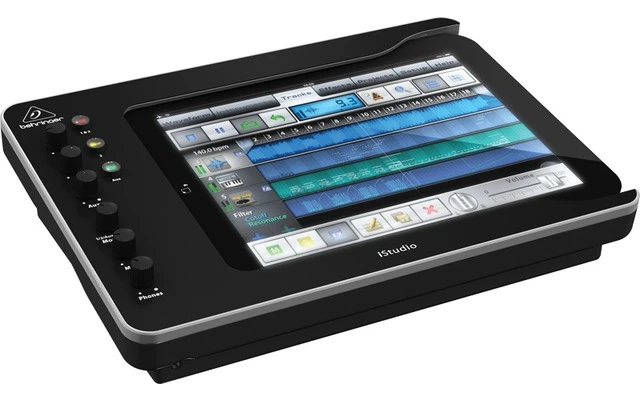 Behringer Istudio iS202