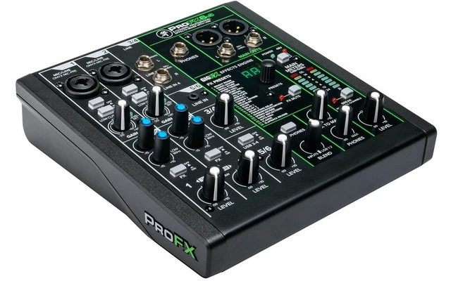 Mackie Performer Bundle